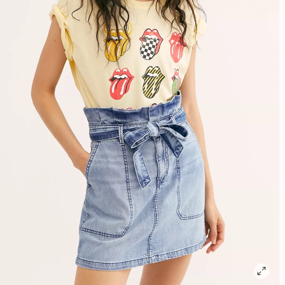Free People Splendor In The Grass Mini Skirt in Indigo Denim size 4